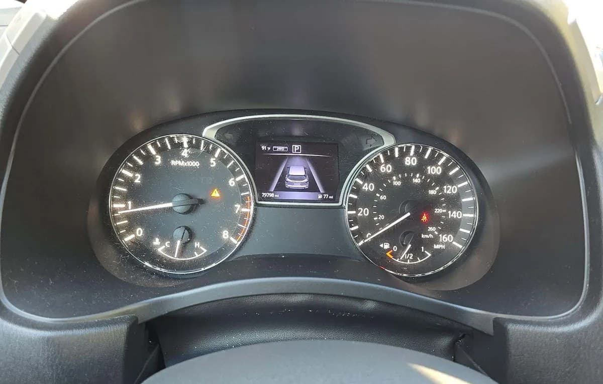 2017 NISSAN PATHFINDER SL 5