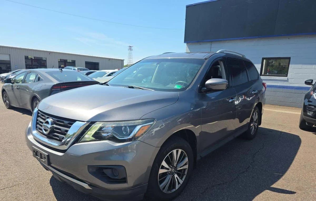 2017 NISSAN PATHFINDER S 2