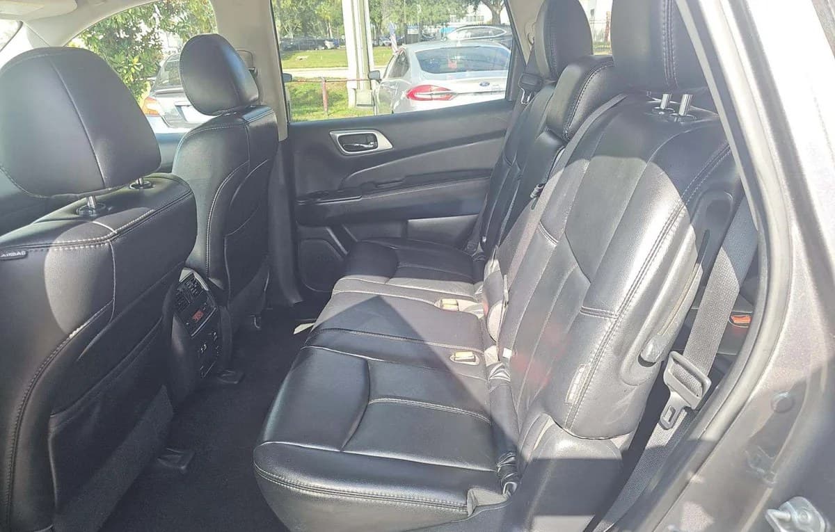 2019 NISSAN PATHFINDER SL 7