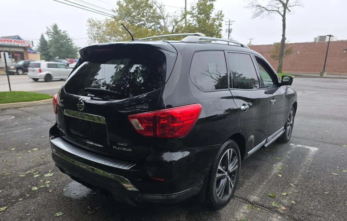 2017 NISSAN PATHFINDER Platinum 4