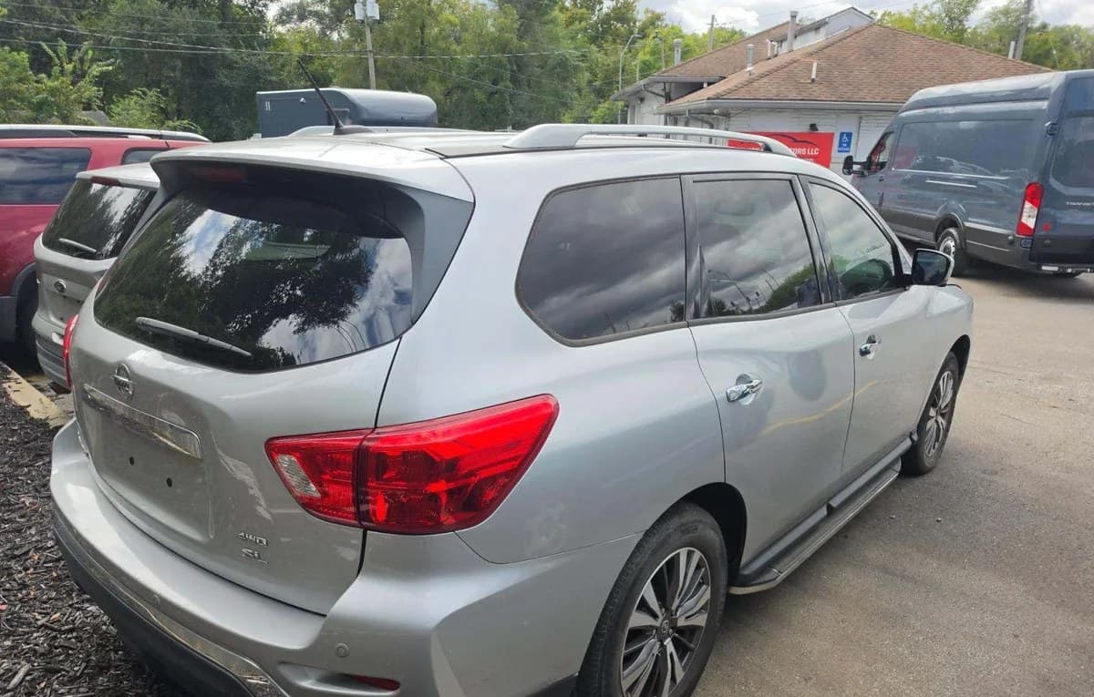 2017 NISSAN PATHFINDER SL 3