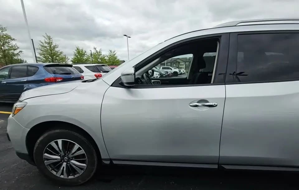 2019 NISSAN PATHFINDER S 3
