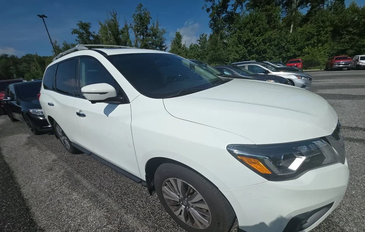 2017 NISSAN PATHFINDER SL 3