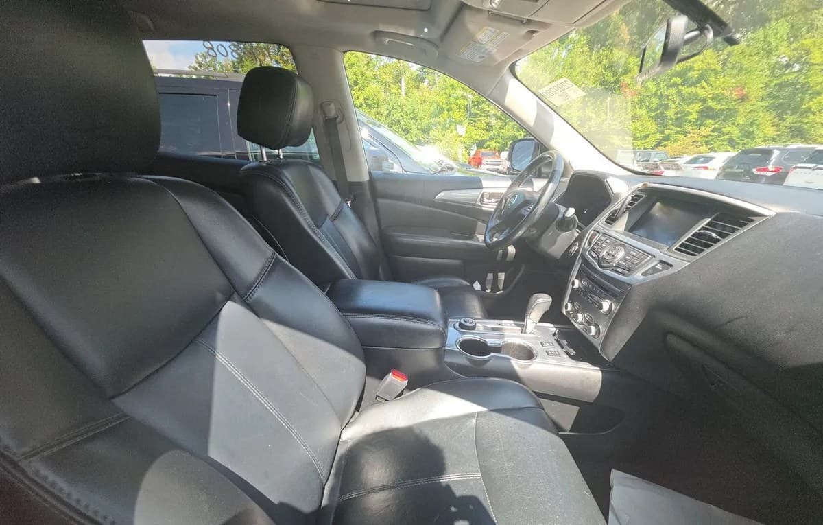 2017 NISSAN PATHFINDER SL 4
