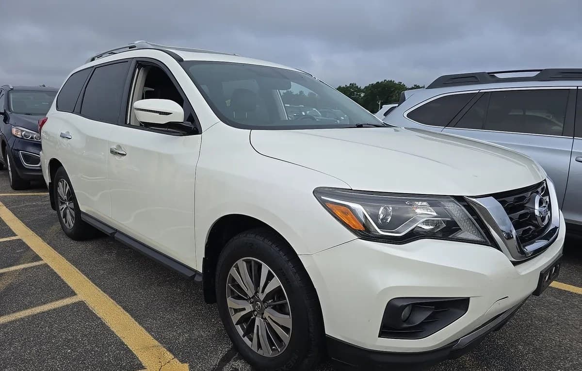 2017 NISSAN PATHFINDER SL 3