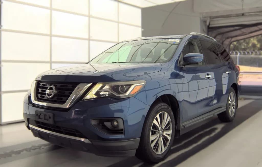 2017 NISSAN PATHFINDER SL 1