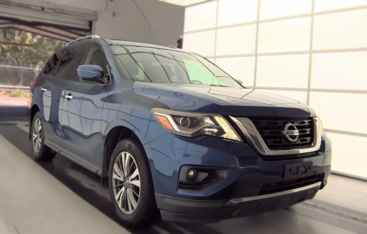 2017 NISSAN PATHFINDER SL 4