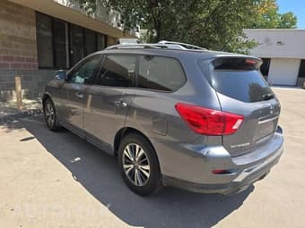 2017 NISSAN PATHFINDER SV 3