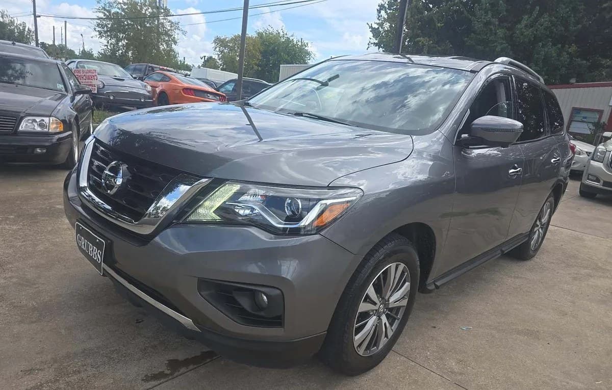 2019 NISSAN PATHFINDER SL 2