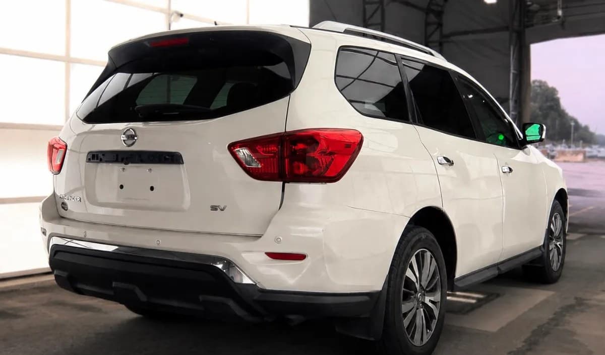 2017 NISSAN PATHFINDER SV 3