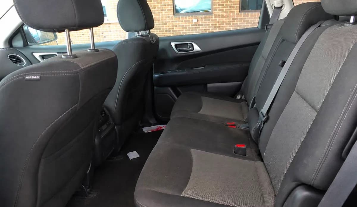 2017 NISSAN PATHFINDER SV 5