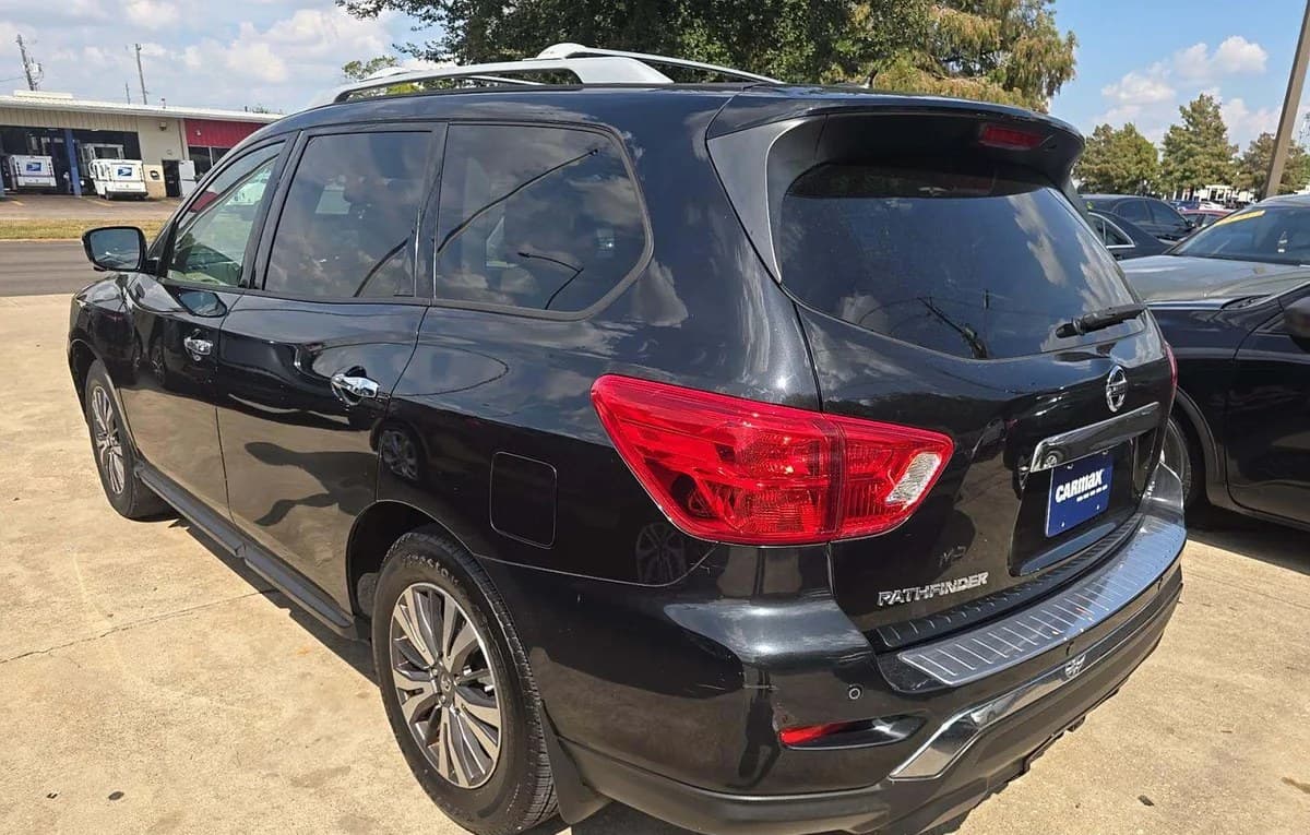 2017 NISSAN PATHFINDER SL 3