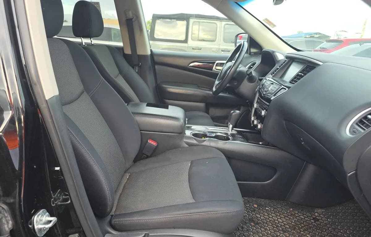 2018 NISSAN PATHFINDER SV 4