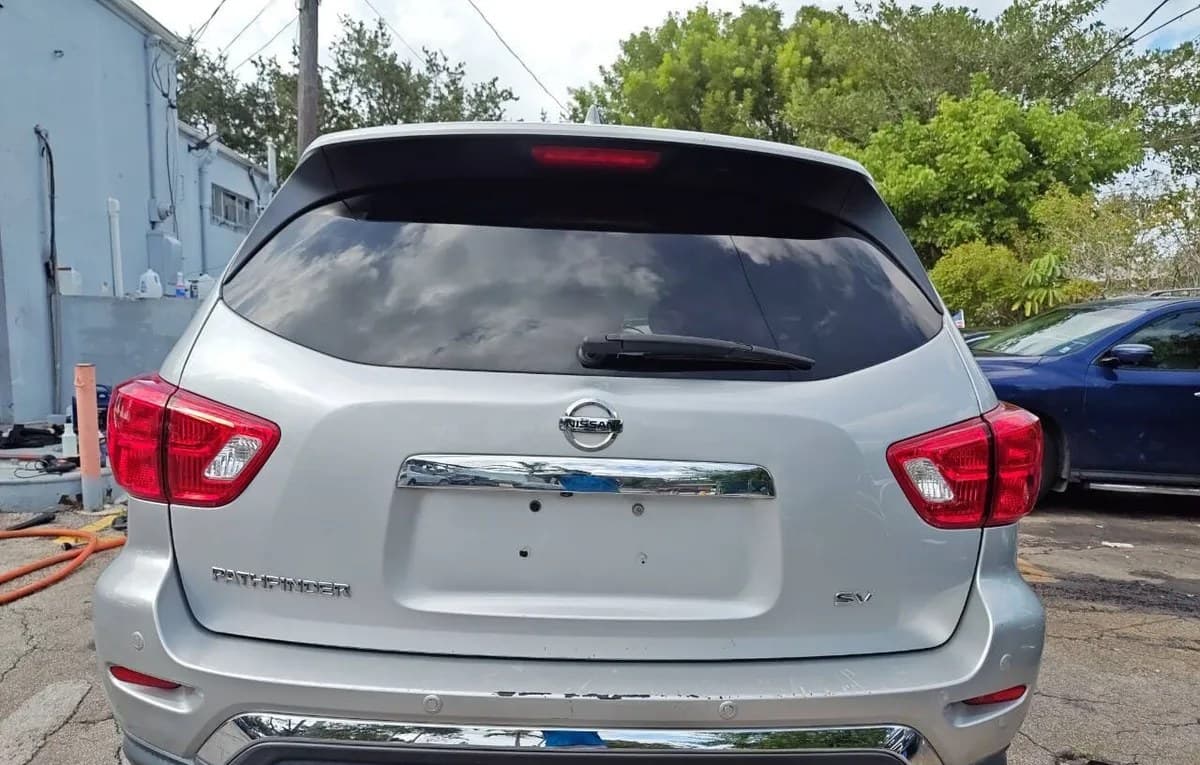 2019 NISSAN PATHFINDER SV 4