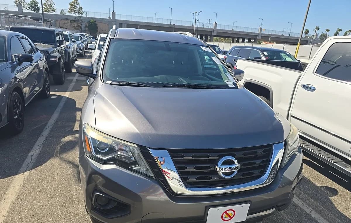 2017 NISSAN PATHFINDER S 2