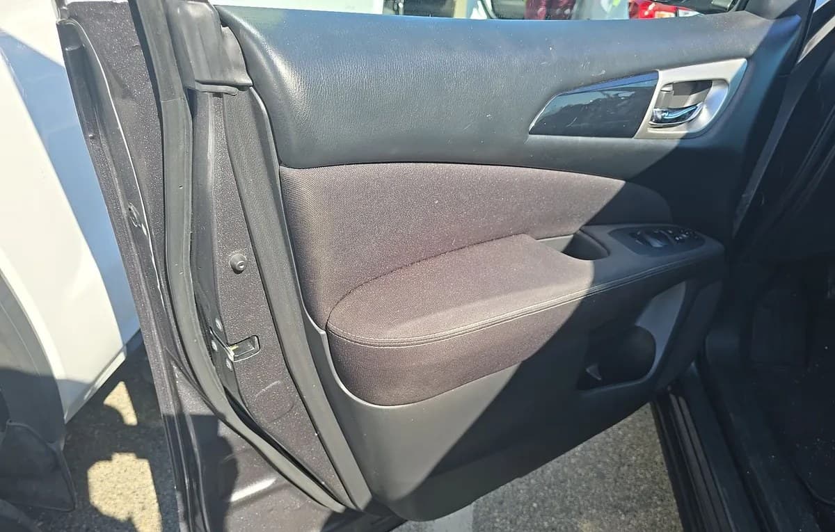 2017 NISSAN PATHFINDER S 5