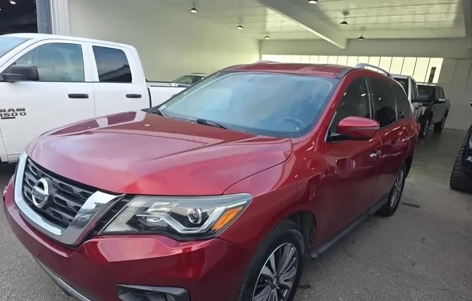 2019 NISSAN PATHFINDER SV 2