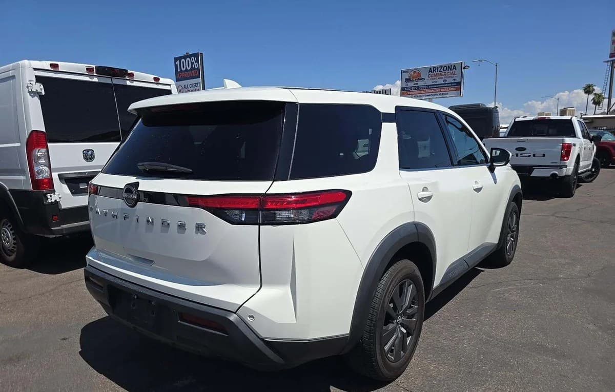 2022 NISSAN PATHFINDER S 4