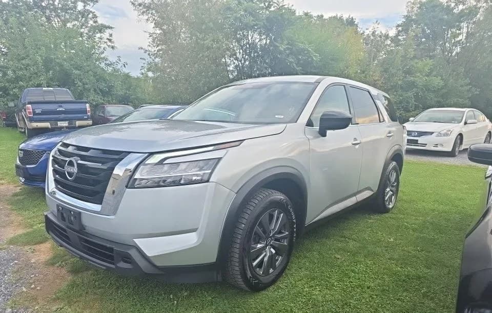 2023 NISSAN PATHFINDER S 2