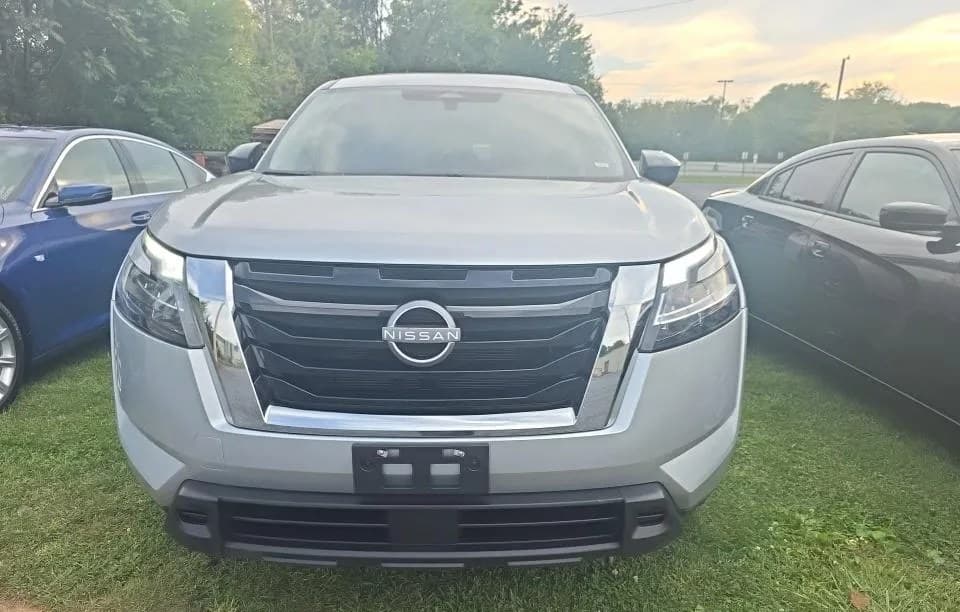 2023 NISSAN PATHFINDER S 3