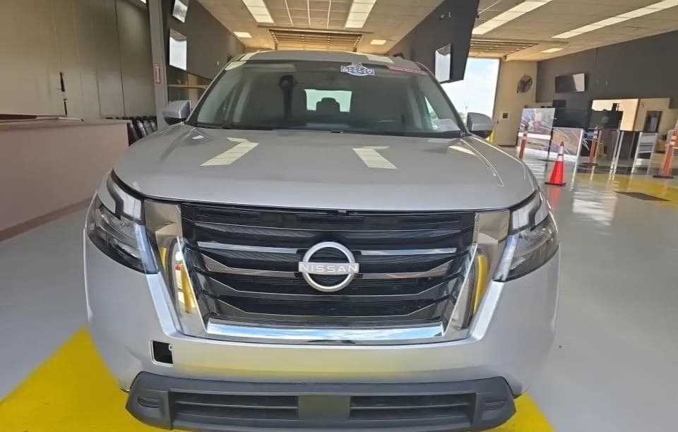 2024 NISSAN PATHFINDER SV 3