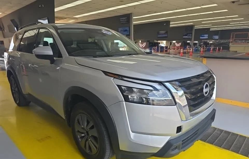 2024 NISSAN PATHFINDER SV 4