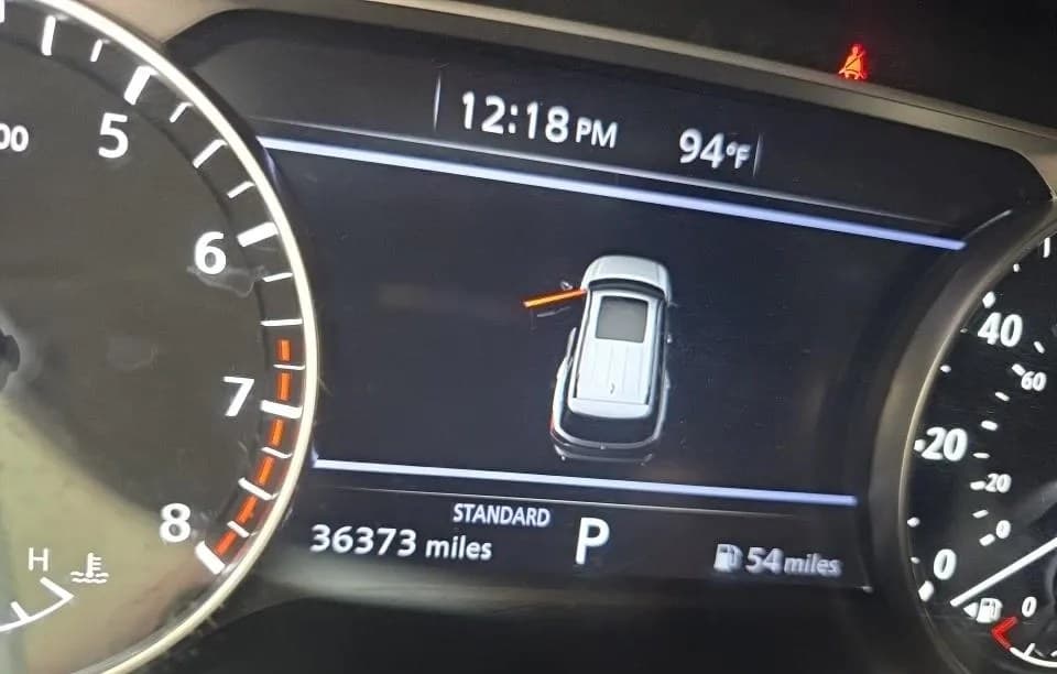 2024 NISSAN PATHFINDER SV 6