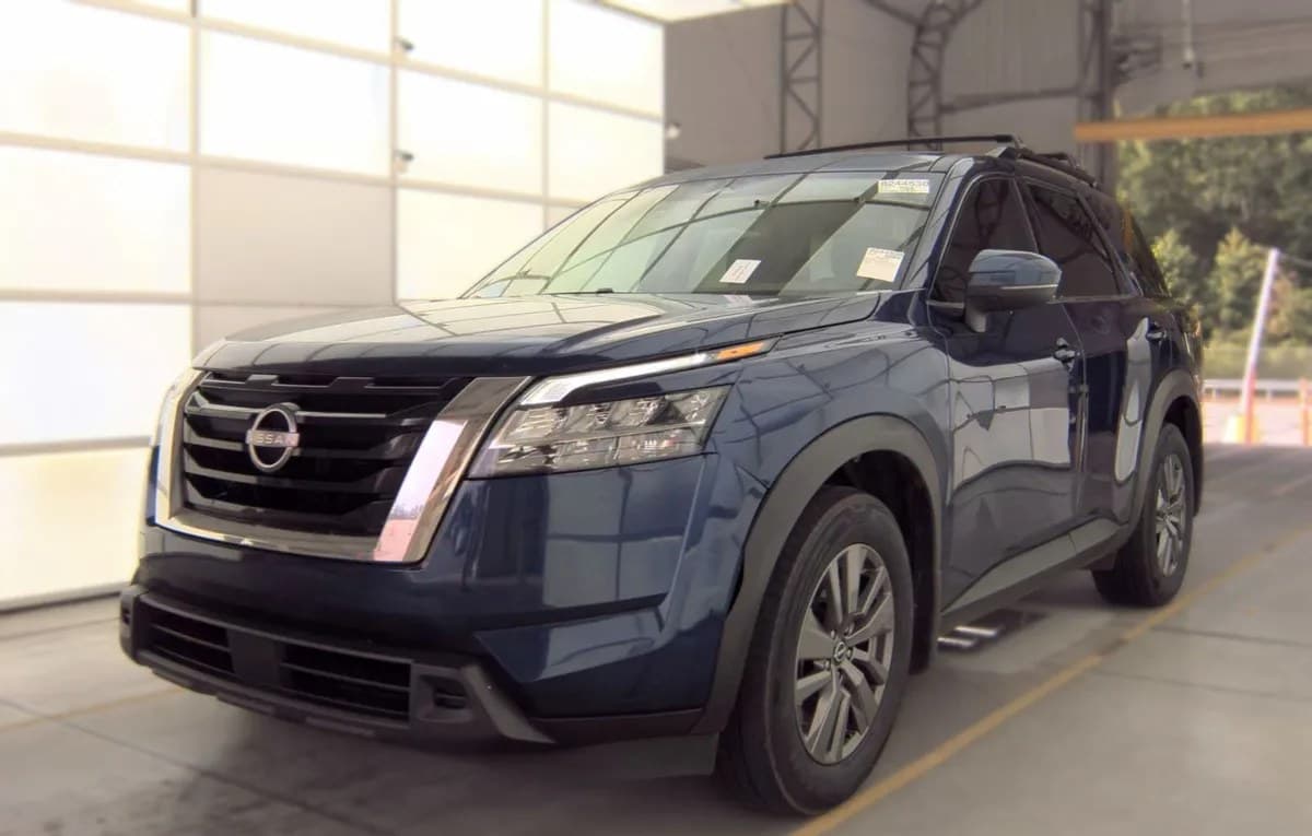 2022 NISSAN PATHFINDER SV 2