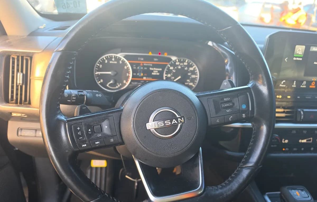 2023 NISSAN PATHFINDER SL 7