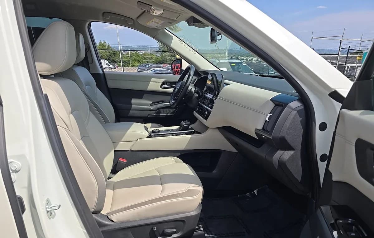 2022 NISSAN PATHFINDER SL 5