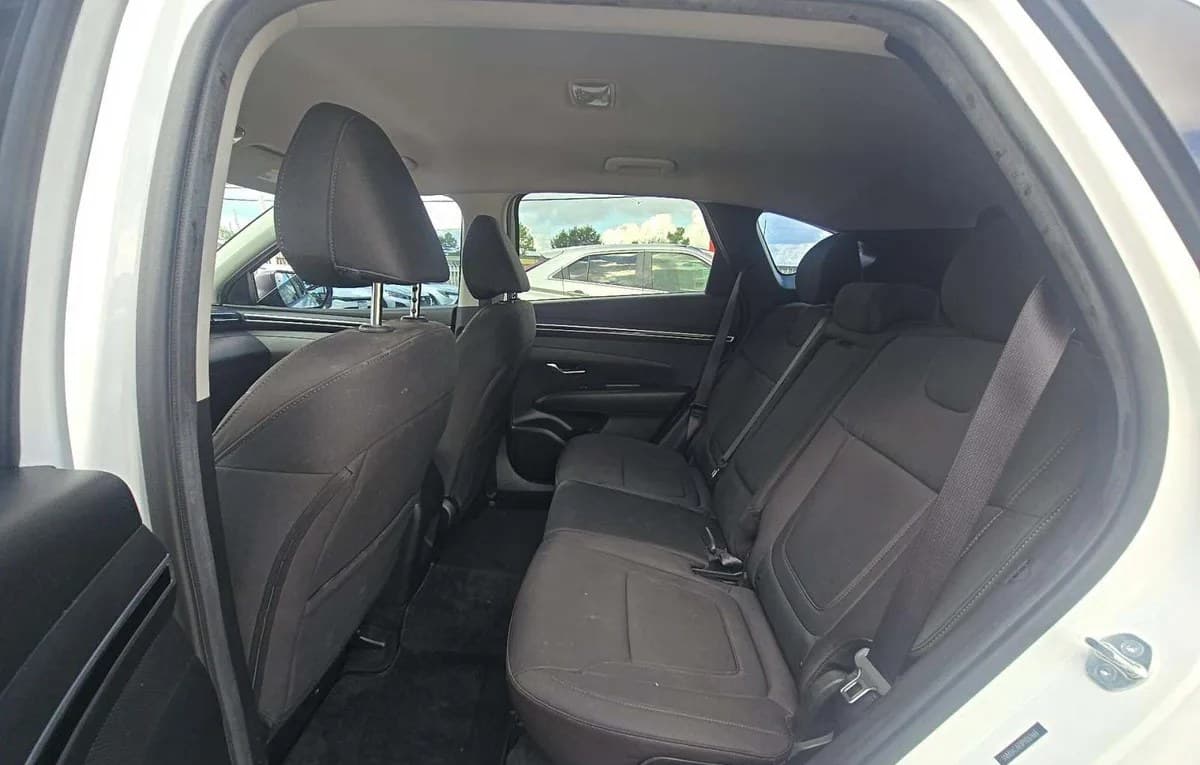 2023 HYUNDAI TUCSON SE 7