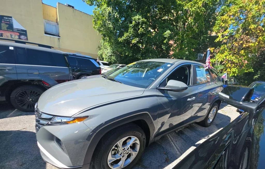 2024 HYUNDAI TUCSON SE
