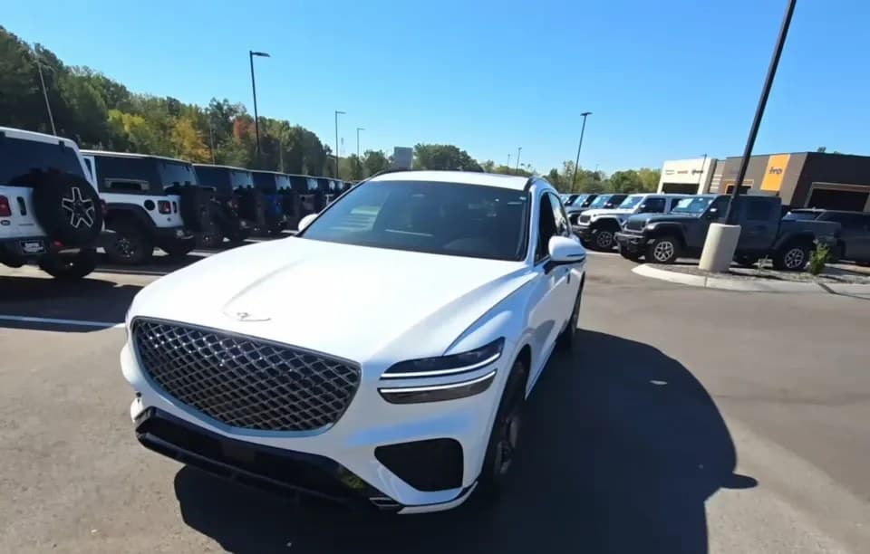 2025 GENESIS GV70 2.5T