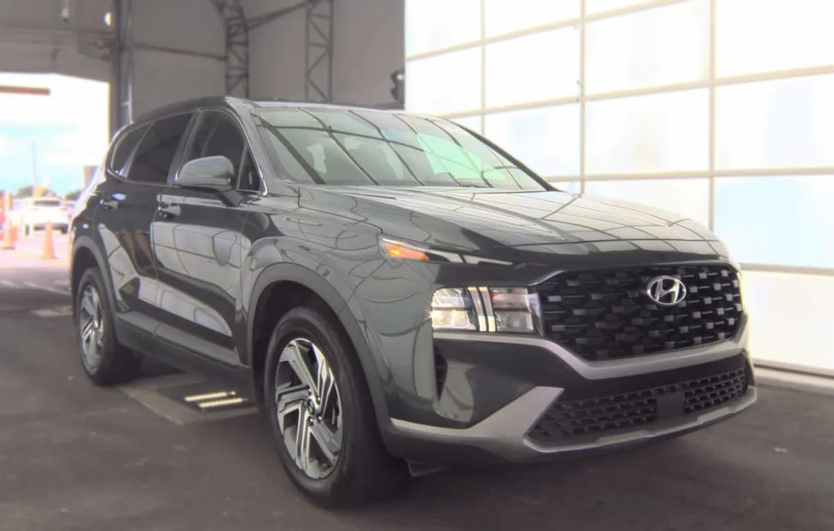 2023 HYUNDAI SANTA FE SE 4