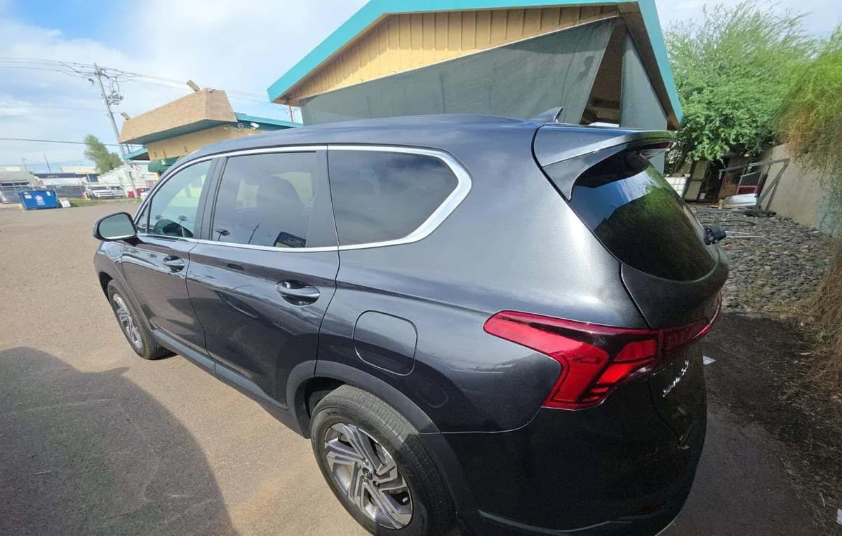 2023 HYUNDAI SANTA FE SE 3
