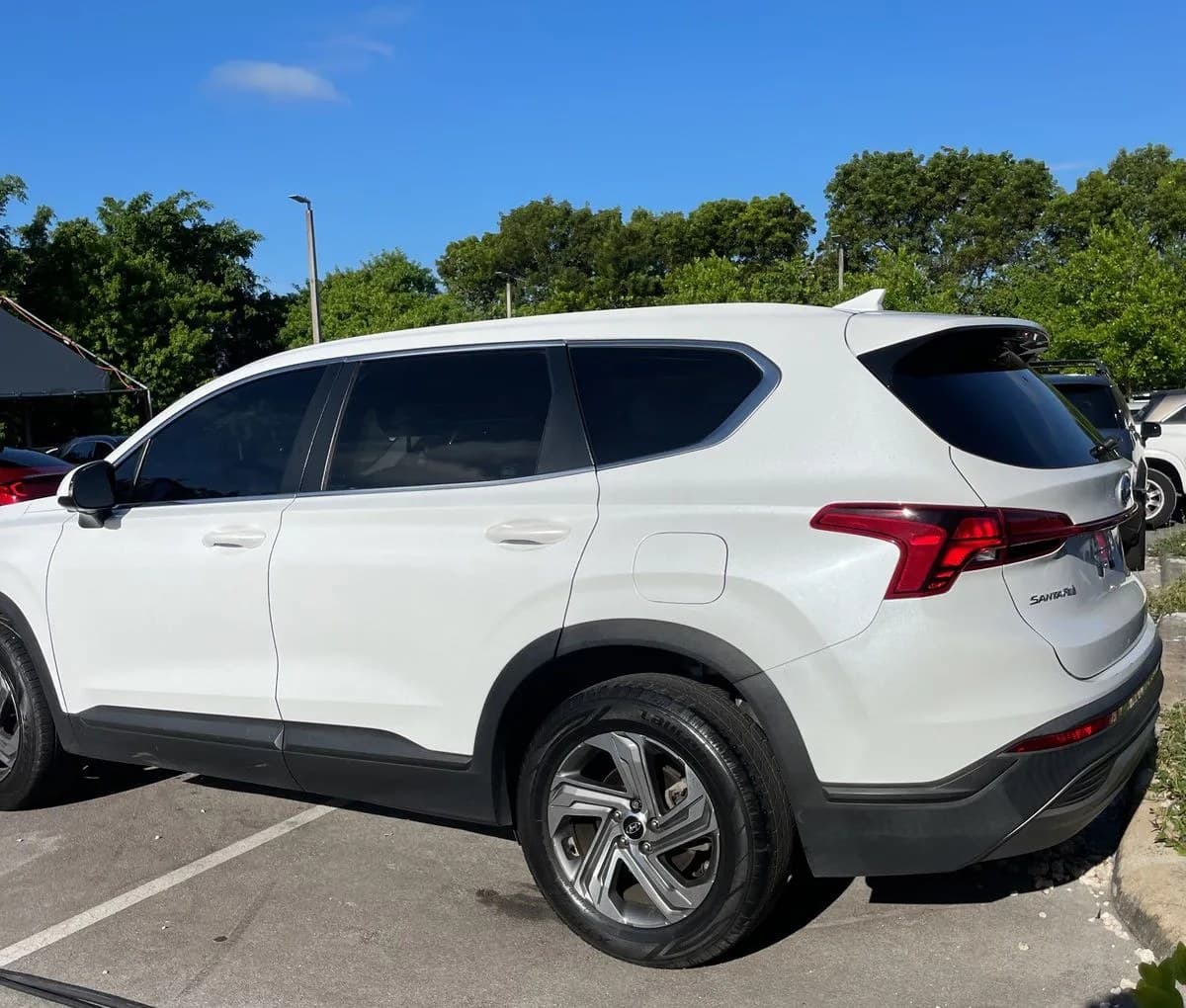 2021 HYUNDAI SANTA FE SE 4