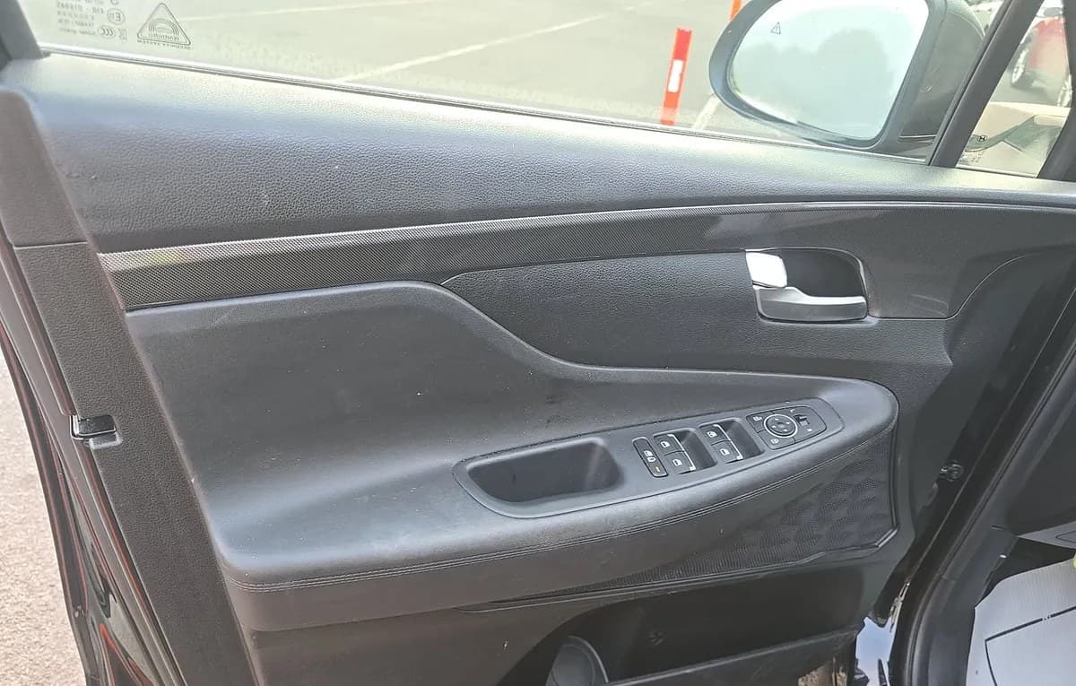2023 HYUNDAI SANTA FE SE 6
