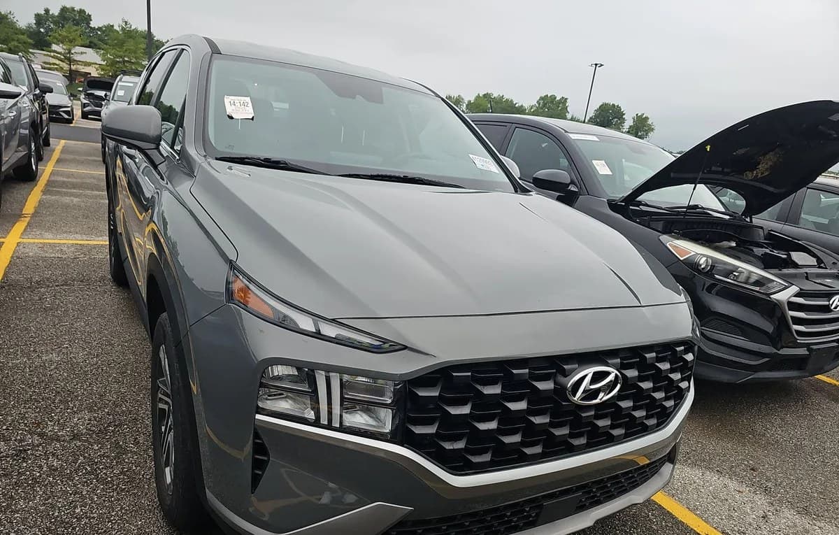 2023 HYUNDAI SANTA FE SE 3