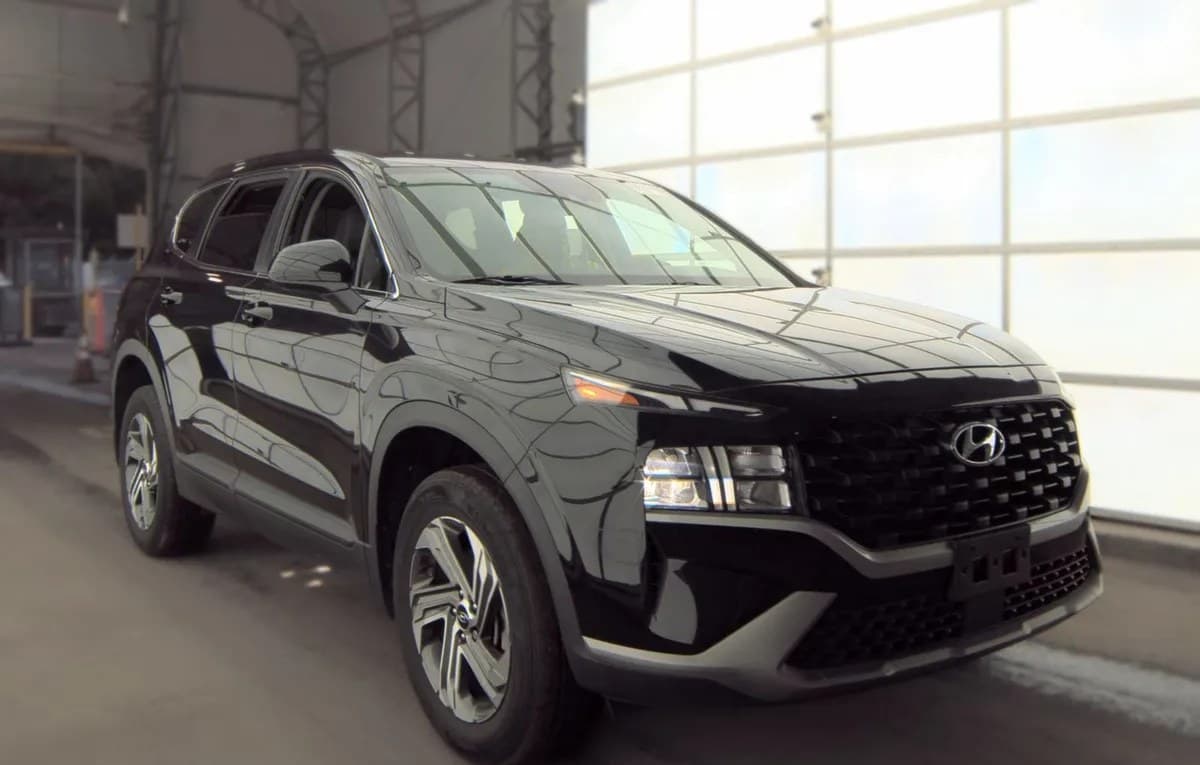 2023 HYUNDAI SANTA FE SE 4
