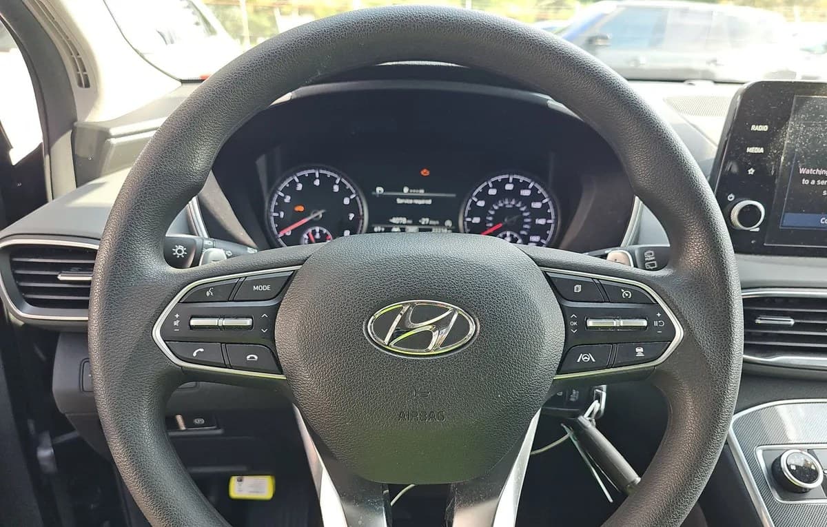 2023 HYUNDAI SANTA FE SE 7
