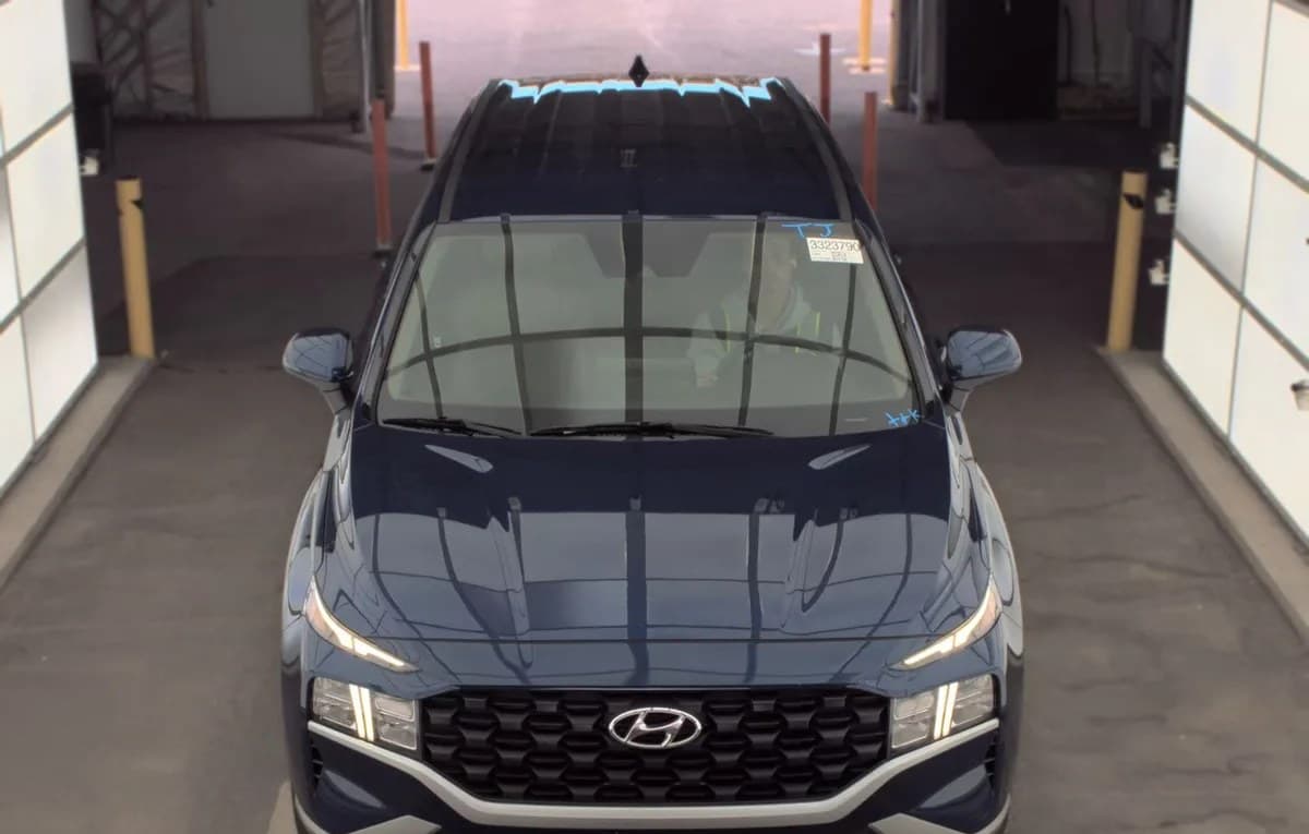 2023 HYUNDAI SANTA FE SE 3