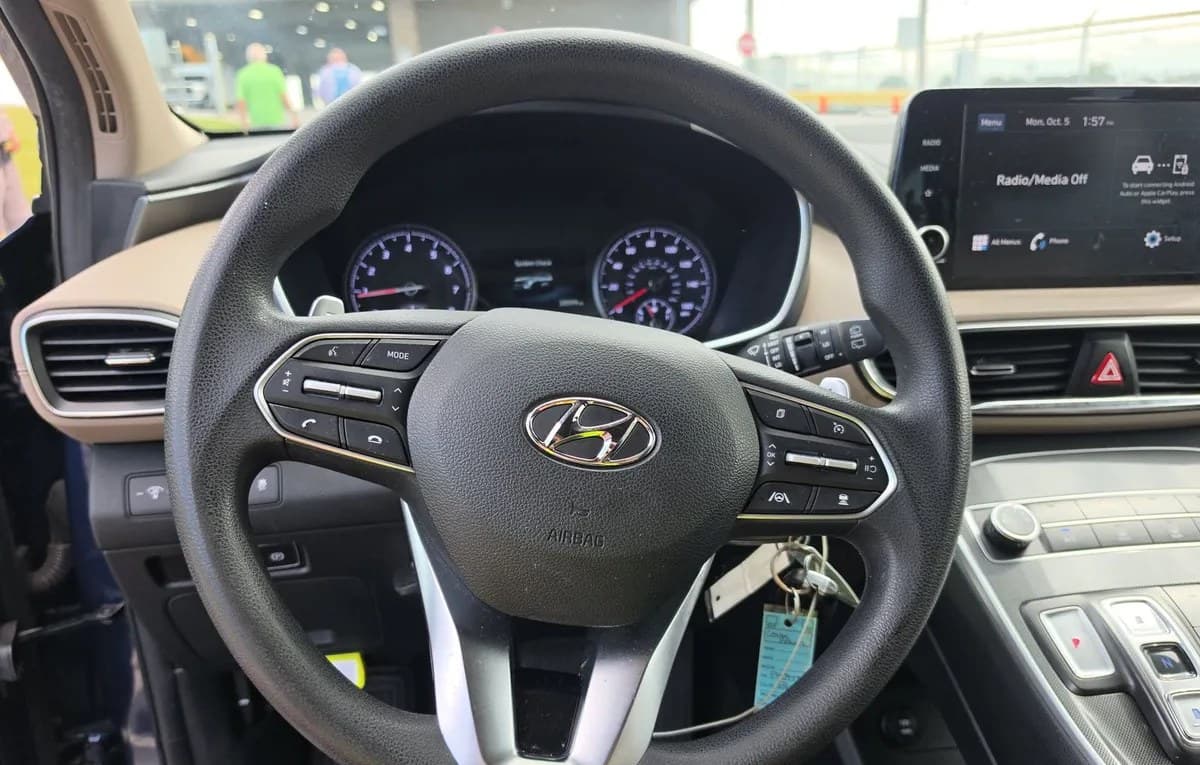 2023 HYUNDAI SANTA FE SE 7