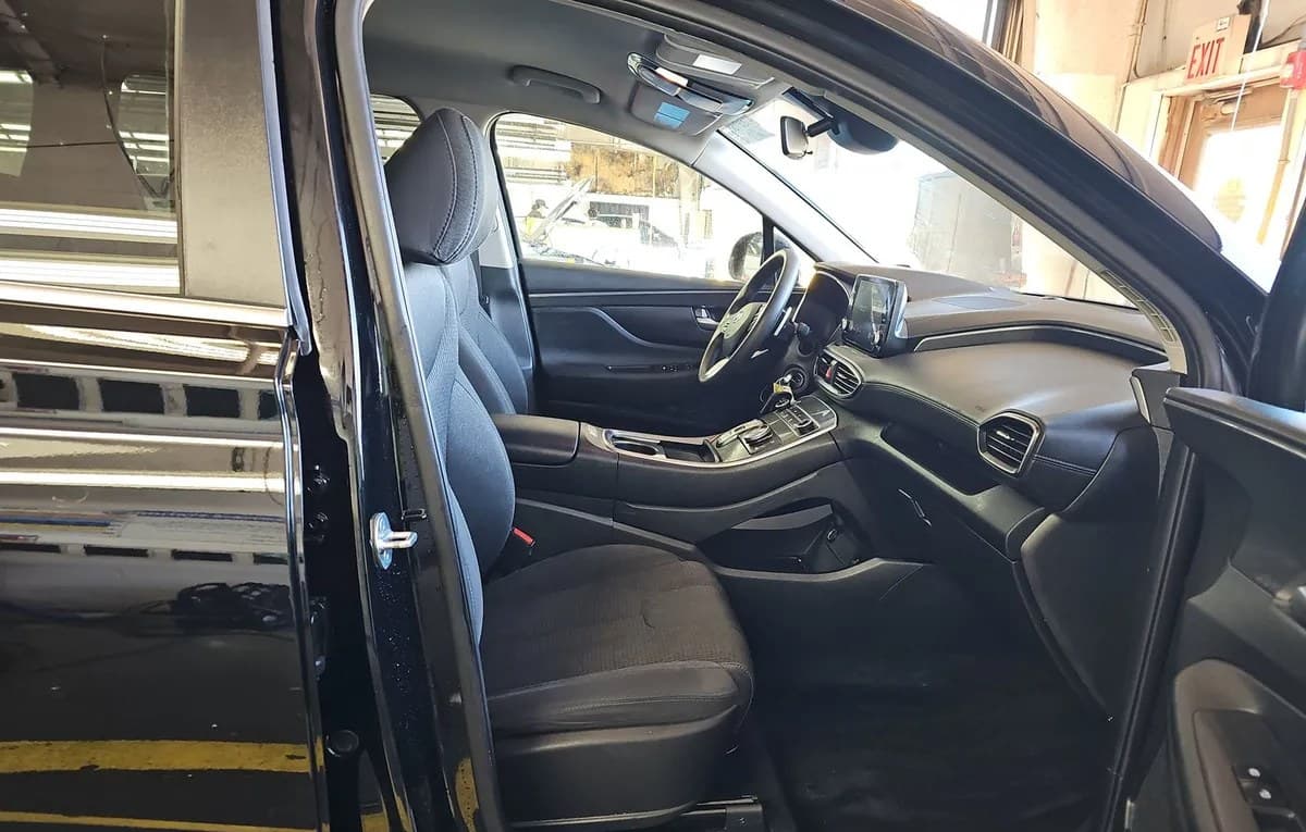 2023 HYUNDAI SANTA FE SE 5