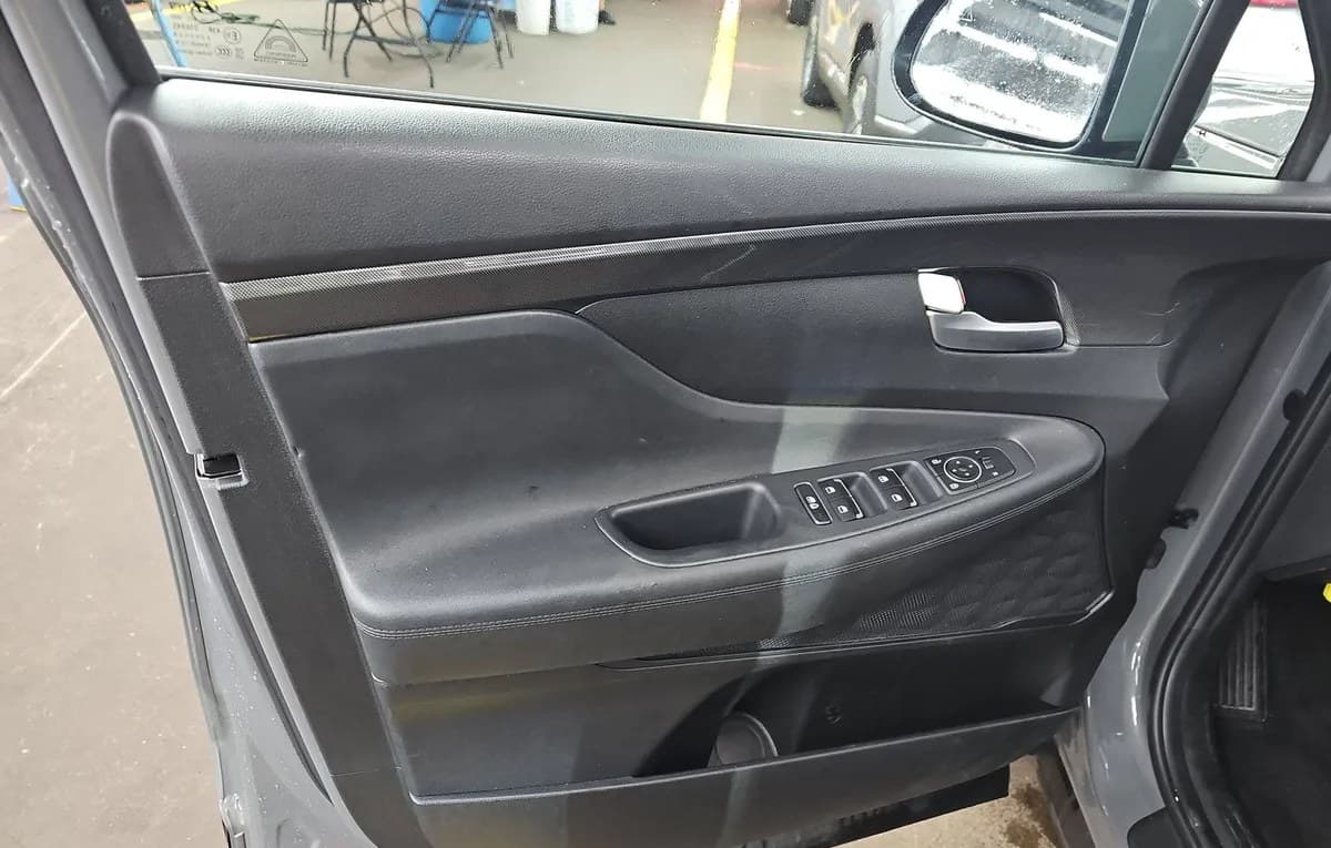 2023 HYUNDAI SANTA FE SE 6