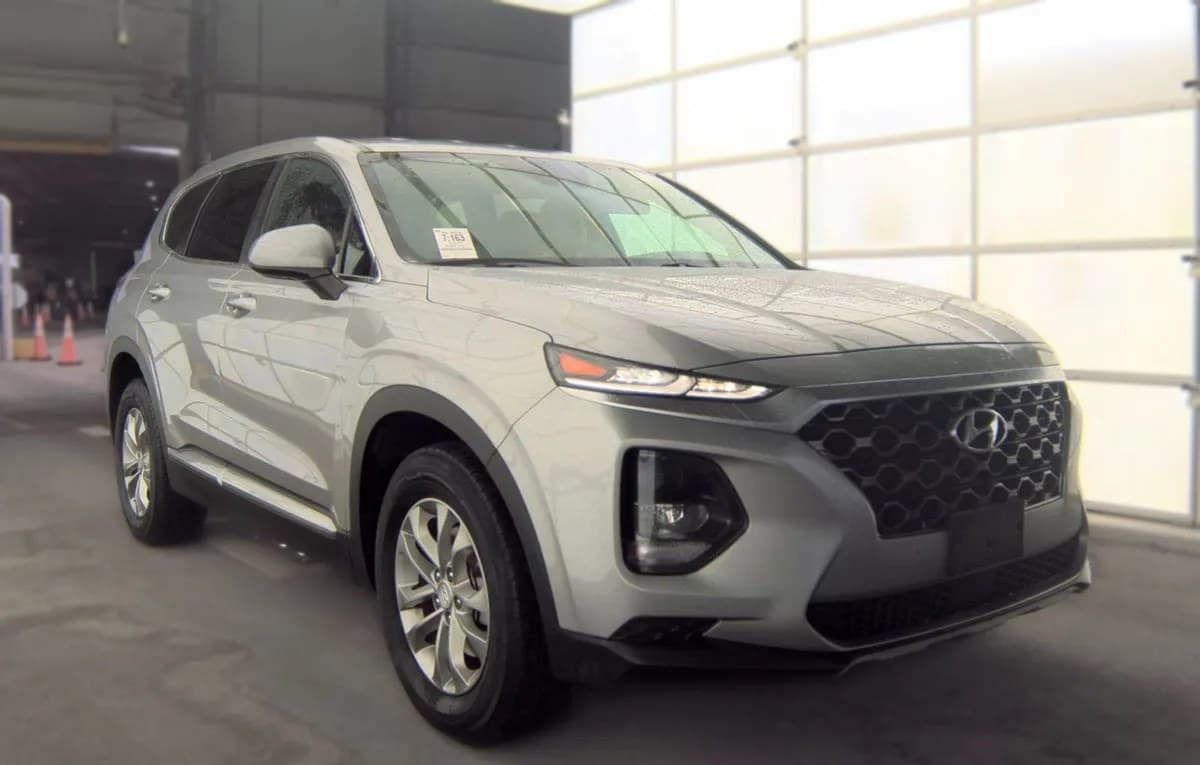 2020 HYUNDAI SANTA FE SE 3