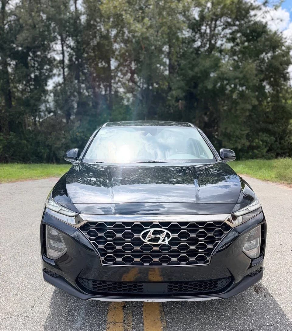 2019 HYUNDAI SANTA FE SE 3