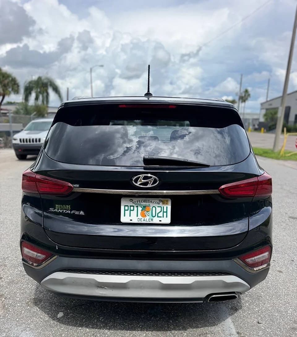 2019 HYUNDAI SANTA FE SE 5