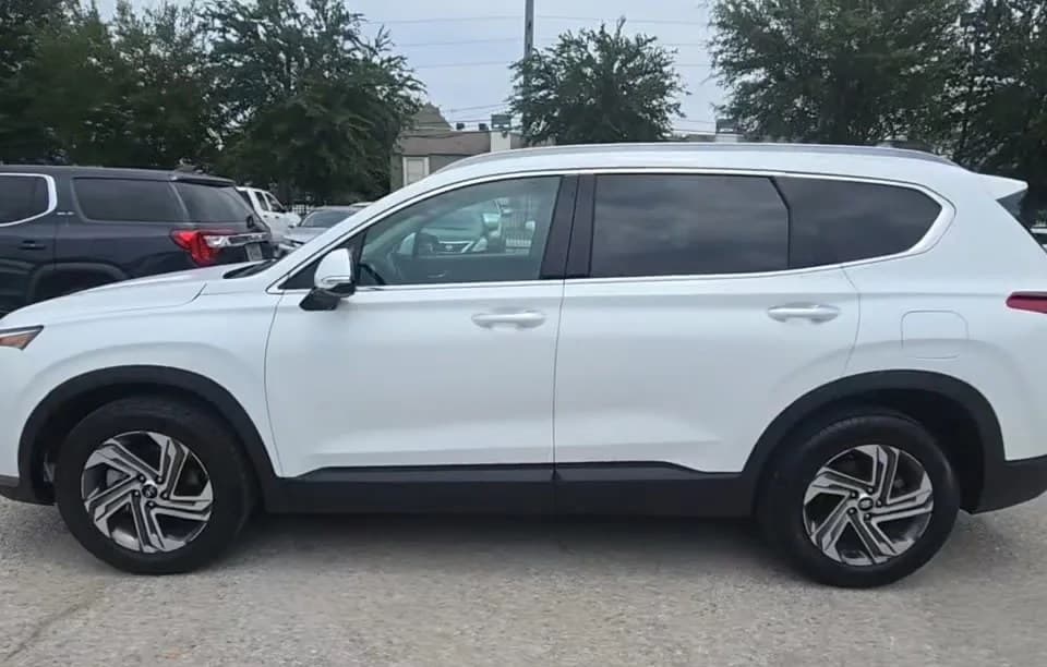 2023 HYUNDAI SANTA FE SEL 4