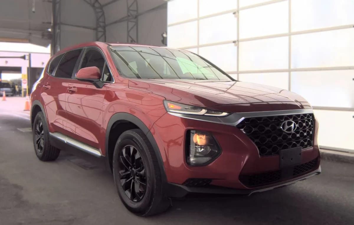 2019 HYUNDAI SANTA FE SE 4