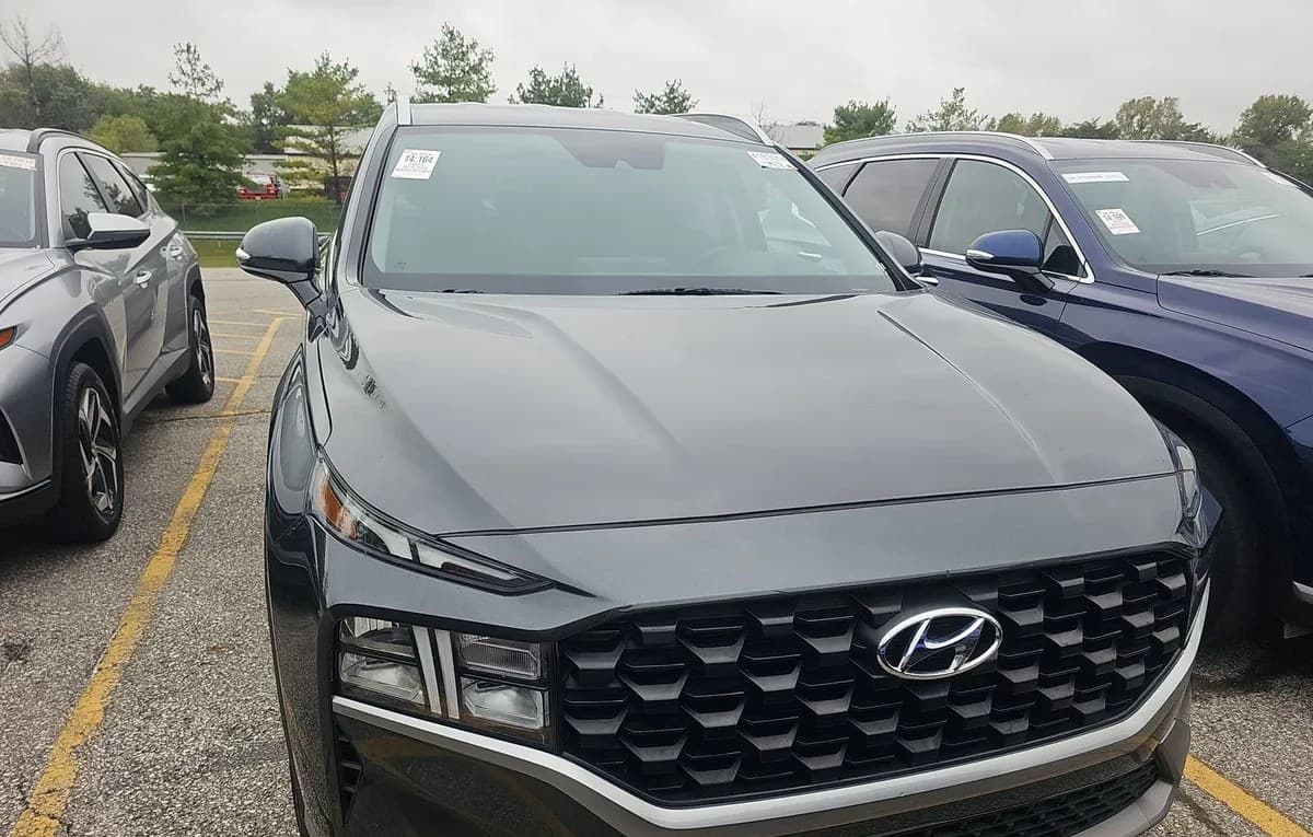 2023 HYUNDAI SANTA FE SEL 3